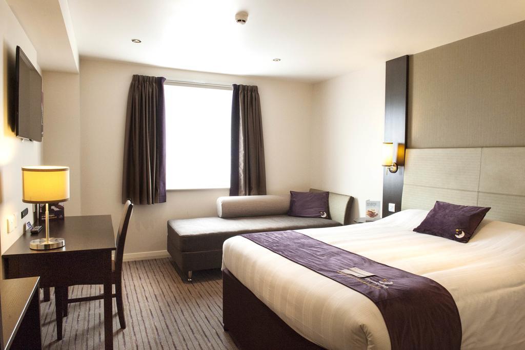 Premier Inn Lancaster Buitenkant foto